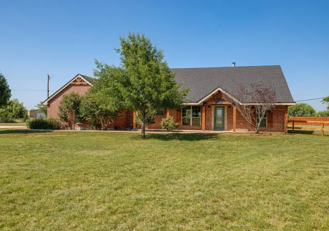 Photo 1 of Sale Pending at 101 Dollar Bill Dr, Abilene, TX 79602 | MLS# 21315809 | Listing updated on 2026-10-05