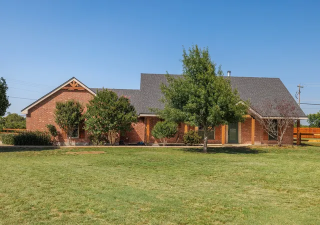Photo 2 of Sale Pending at 101 Dollar Bill Dr, Abilene, TX 79602 | MLS# 21315809 | Listing updated on 2026-10-05