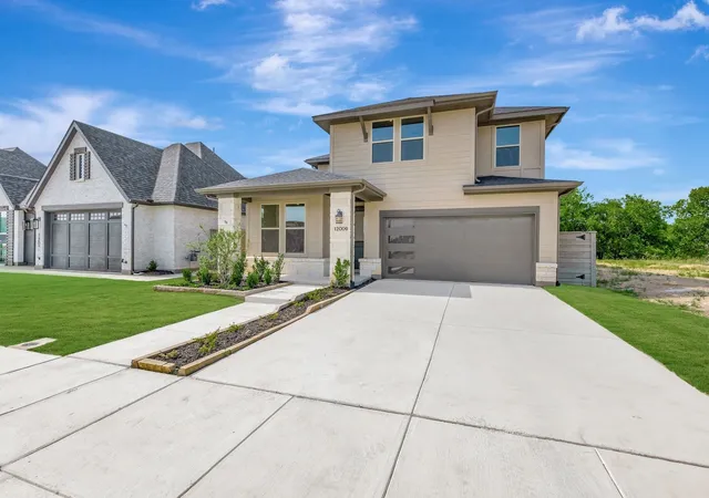 Photo 3 of Single family home for sale at 12009 Emberwood Ln, Justin, TX 76247 | MLS# 21316361 | Listing updated on 2026-08-22