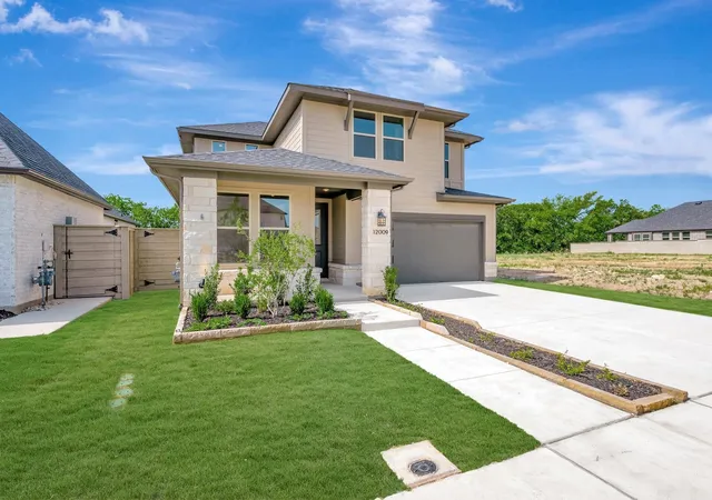 Photo 4 of Single family home for sale at 12009 Emberwood Ln, Justin, TX 76247 | MLS# 21316361 | Listing updated on 2026-08-22