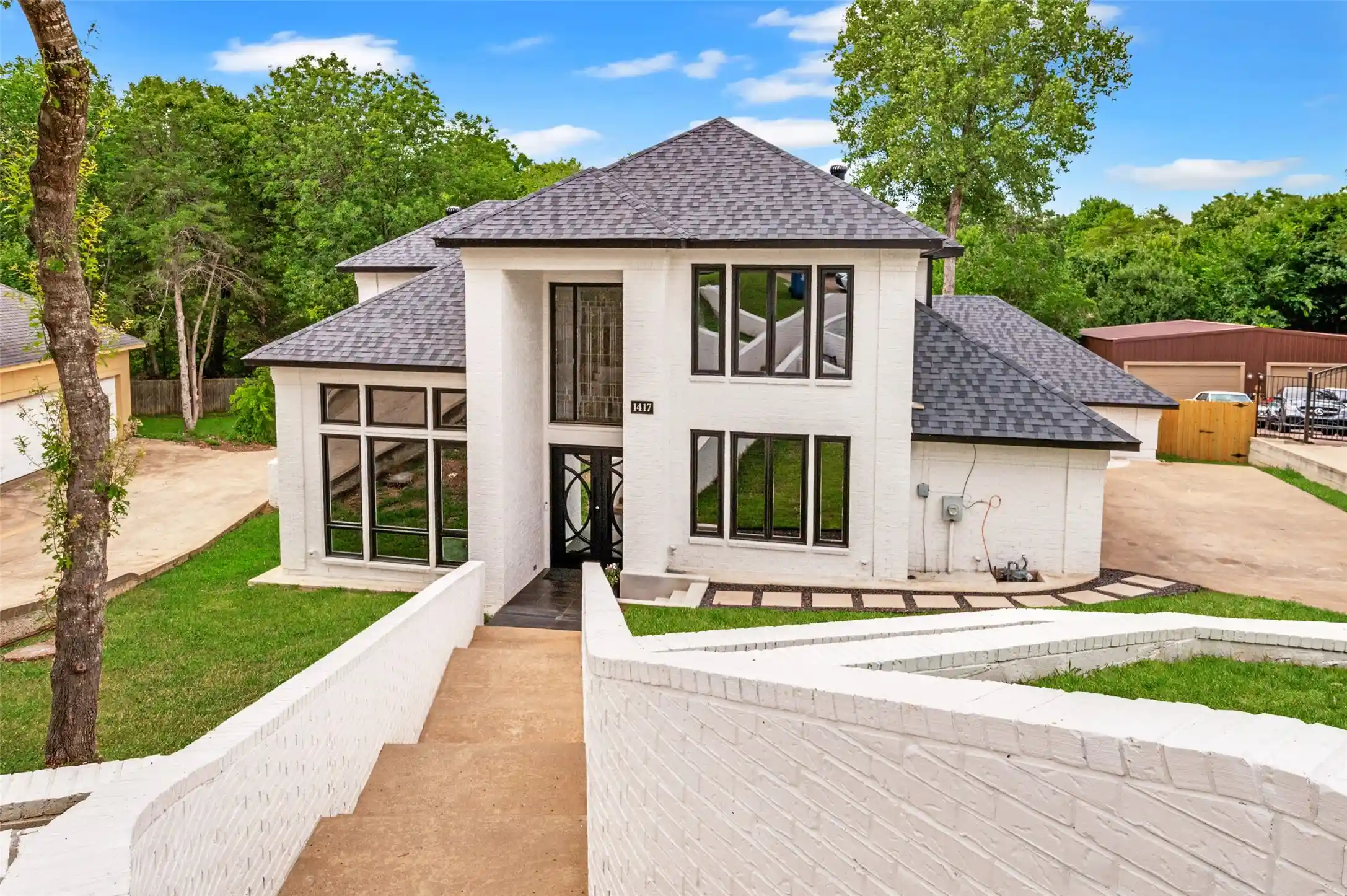 Photo 1 of Sale Pending at 1417 Wyndmere Dr, De Soto, TX 75115 | MLS# 21315086 | Listing updated on 2026-10-22