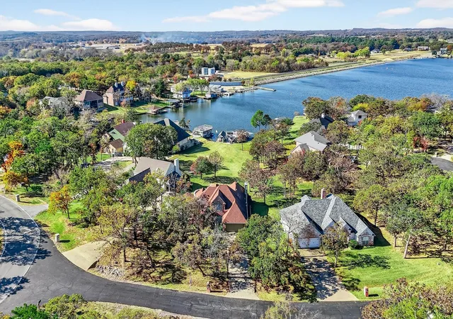 Homes for sale in Lake Kiowa, TX | 100 Mohawk Cvs, Lake Kiowa, TX 76240 | MLS# 21316302