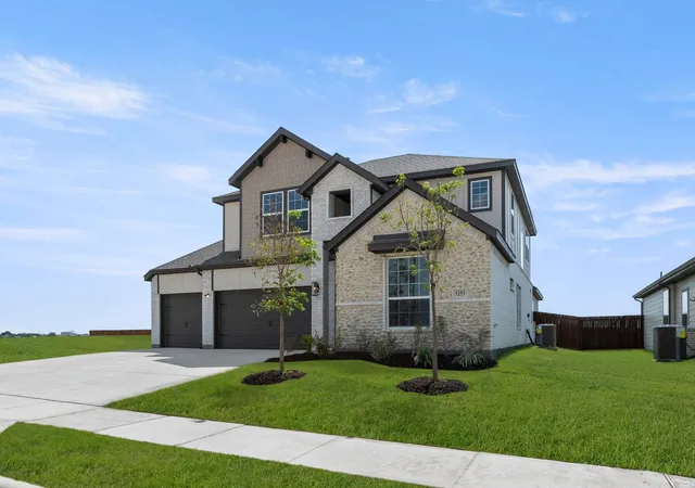 Photo 3 of Single family home for sale at 5253 Valkaria St, Fort Worth, TX 76179 | MLS# 21316510 | Listing updated on 2026-09-30