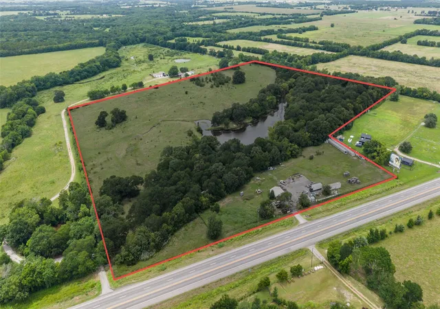 Photo 4 of Land for sale at 32243 Acres S Hwy 121 Hwy, Bonham, TX 75418 | MLS# 21309952 | Listing updated on 2026-08-24