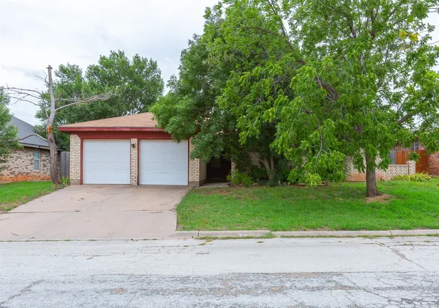 1st image of 8001 Weehunt Ct, Abilene, TX 79606 | MLS# 21316573