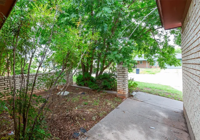 36th image of 8001 Weehunt Ct, Abilene, TX 79606 | MLS# 21316573