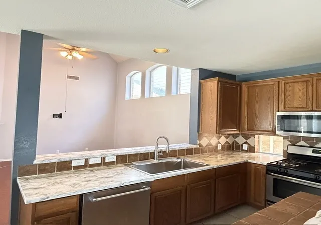 Photo 3 of Single family home for sale at 7198 Richmond Dr, Frisco, TX 75035 | MLS# 21316575 | Listing updated on 2026-08-19