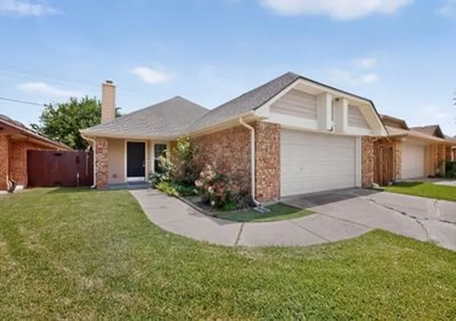 Photo 2 of Sale Pending at 1157 Meadow Park Ln, Grand Prairie, TX 75052 | MLS# 21316611 | Listing updated on 2026-08-28