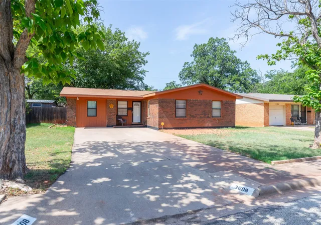 2nd image of 3608 N 9th St, Abilene, TX 79603 | MLS# 21316584