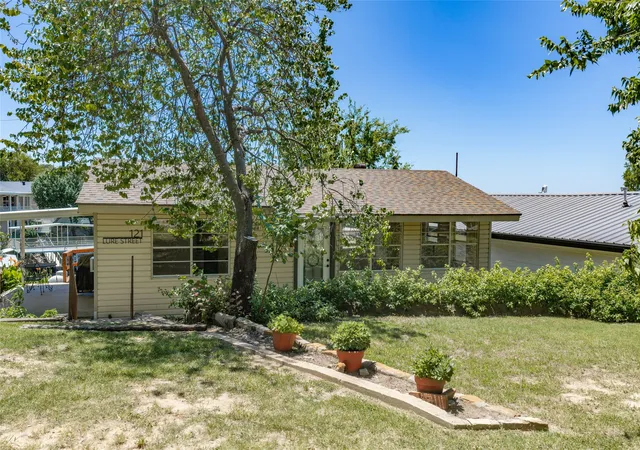 Homes for sale in Bridgeport, TX | 121 Lure St, Bridgeport, TX 76426 | MLS# 21316571