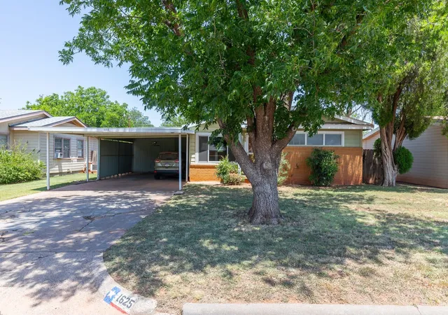 Homes for sale in Abilene, TX | 1625 Bridge Ave, Abilene, TX 79603 | MLS# 21315545