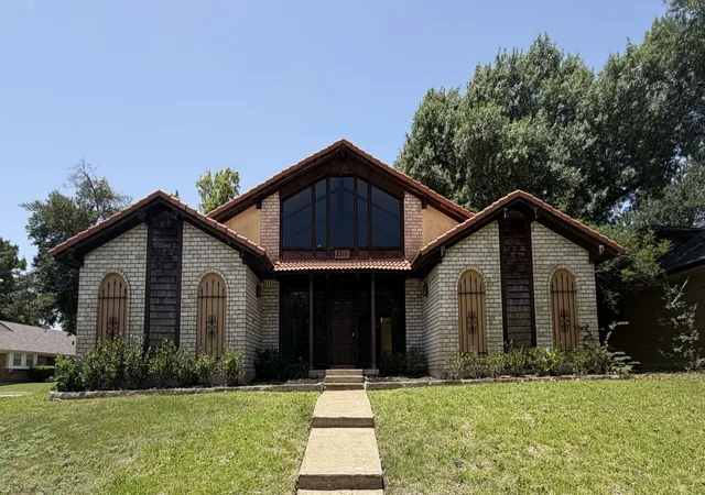 Photo 2 of Sale Pending at 2510 Brookcrest Dr, Garland, TX 75040 | MLS# 21316517 | Listing updated on 2026-08-20