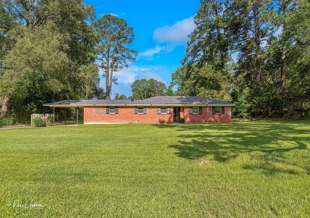 Photo 1 of Sale Pending at 9342 Dean Rd, Shreveport, LA 71118 | MLS# 21316120 | Listing updated on 2026-07-20