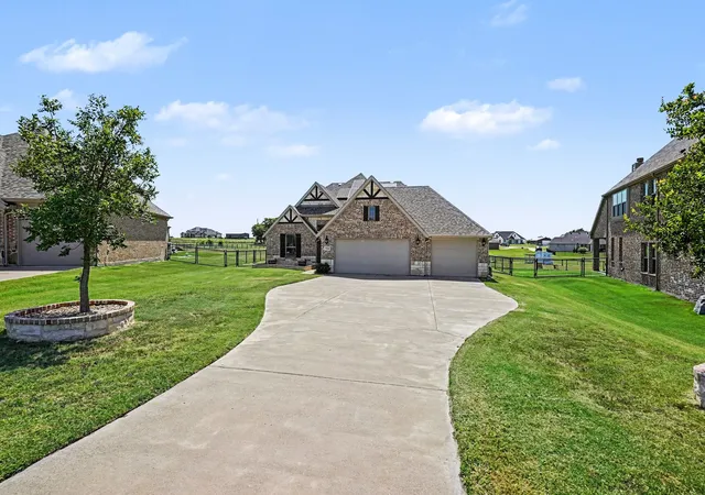 20th image of 718 Cactus Creek Ct, Godley, TX 76044 | MLS# 21316317