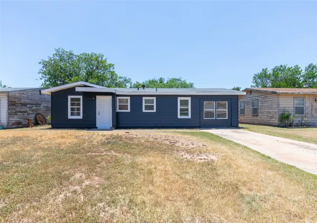 Homes for sale in Abilene, TX | 5333 Taos Dr, Abilene, TX 79605 | MLS# 21292076