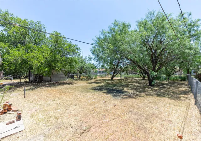 Homes for sale in Abilene, TX | 5333 Taos Dr, Abilene, TX 79605 | MLS# 21292076