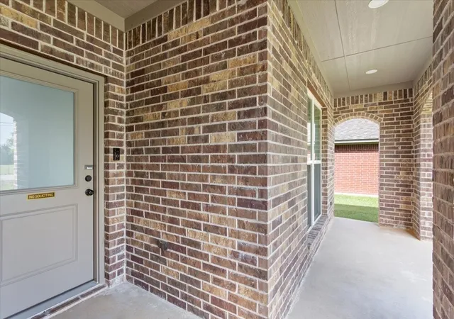 Photo 2 of Single family home for sale at 426 Alexander, Hillsboro, TX 76645 | MLS# 21316296 | Listing updated on 2026-07-18