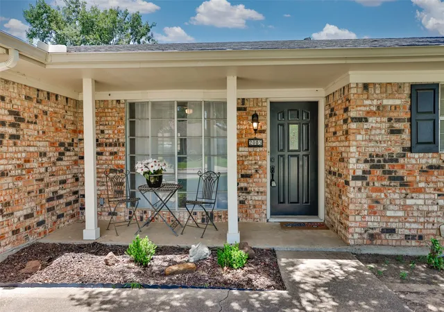 Homes for sale in Gainesville, TX | 2005 Maplewood Dr, Gainesville, TX 76240 | MLS# 21316264