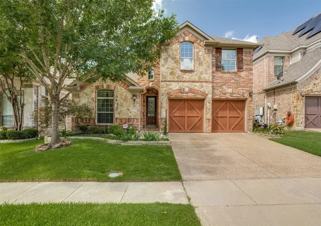 Homes for sale in Garland, TX | 5529 Dearborn Ln, Garland, TX 75040 | MLS# 21311142
