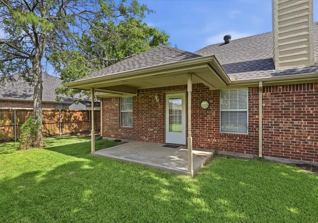 Homes for sale in Pilot Point, TX | 605 Maple Dr, Pilot Point, TX 76258 | MLS# 21316903