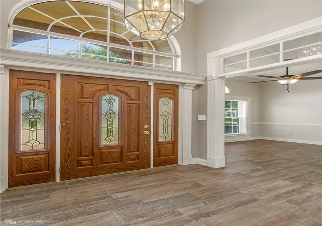 Photo 4 of Sale Pending at 1605 S Lexington Dr, Bossier City, LA 71111 | MLS# 21317029 | Listing updated on 2026-08-31