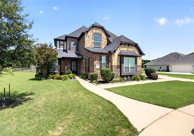 Photo 1 of Single family home for sale at 1618 Pebble Beach Ln, Cedar Hill, TX 75104 | MLS# 21317039 | Listing updated on 2026-08-22
