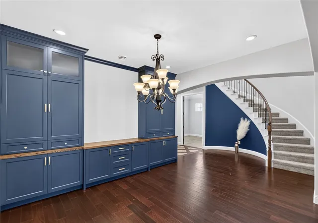 Photo 3 of Single family home for sale at 1618 Pebble Beach Ln, Cedar Hill, TX 75104 | MLS# 21317039 | Listing updated on 2026-08-22