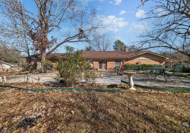 Photo 3 of Single family home for sale at 703 Amy St, Canton, TX 75103 | MLS# 21317049 | Listing updated on 2026-08-22