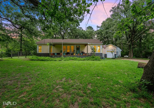 Single family home for sale at 6151 Pine Hill Rd, Shreveport, LA 71107 | MLS# 21315085