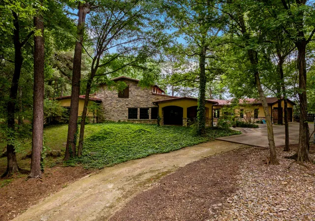 Homes for sale in Pittsburg, TX | 660 County Road 1334, Pittsburg, TX 75686 | MLS# 21316600