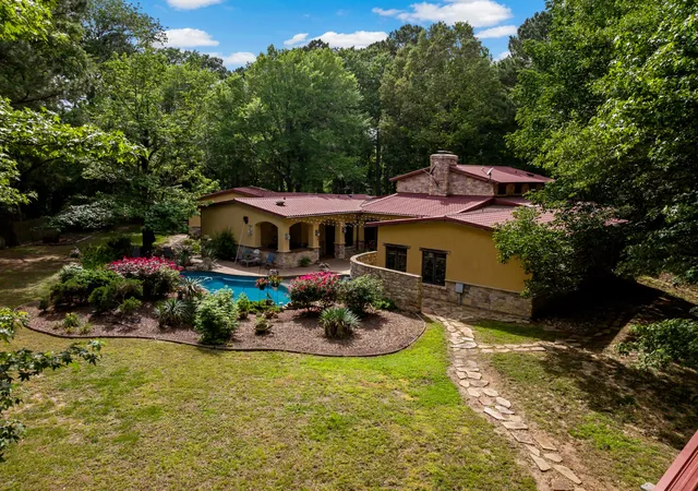 Homes for sale in Pittsburg, TX | 660 County Road 1334, Pittsburg, TX 75686 | MLS# 21316600
