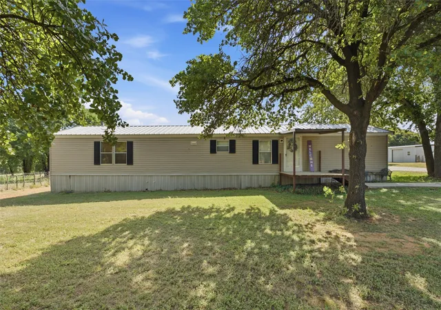 Homes for sale in Whitney, TX | 714 Hcr 1248, Whitney, TX 76692 | MLS# 21316012