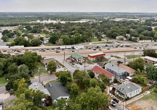4th image of 3525 Colonial Ave, Dallas, TX 75215 | MLS# 21309010