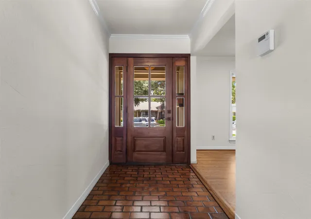 3rd image of 908 Vinecrest Ln, Richardson, TX 75080 | MLS# 21317154