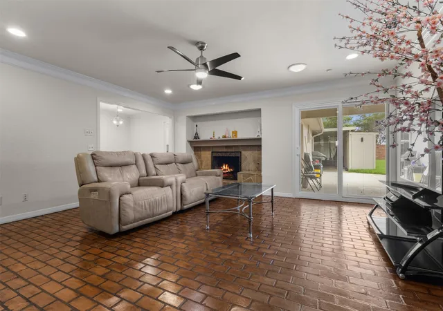 5th image of 908 Vinecrest Ln, Richardson, TX 75080 | MLS# 21317154