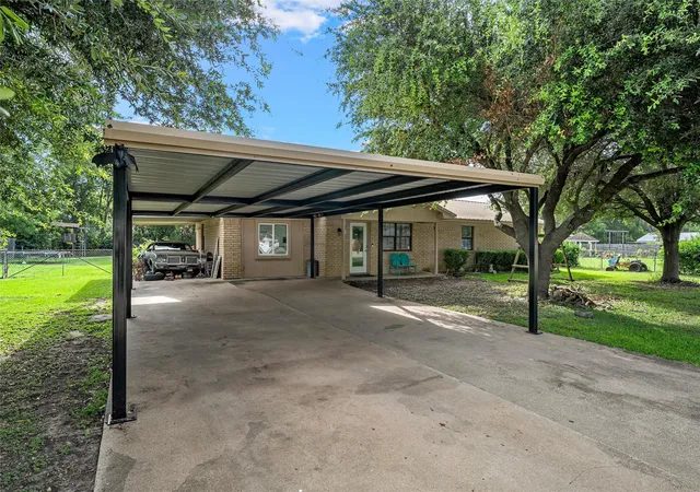 Homes for sale in Robinson, TX | 1002 Caron St, Robinson, TX 76706 | MLS# 21316201