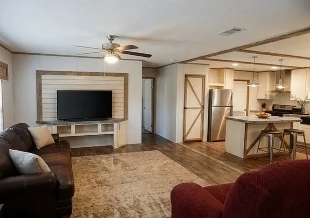 Photo 4 of House for sale at 8909 Fm 1795, Big Sandy, TX 75755 | MLS# 21317313 | Listing updated on 2026-08-17