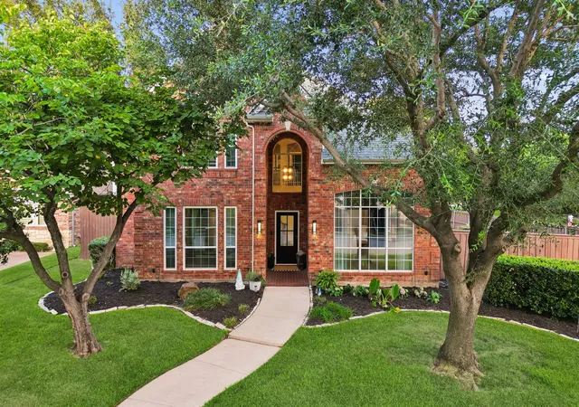 Photo 3 of Sale Pending at 1427 Briar Meadow Dr, Keller, TX 76248 | MLS# 21316862 | Listing updated on 2026-09-26