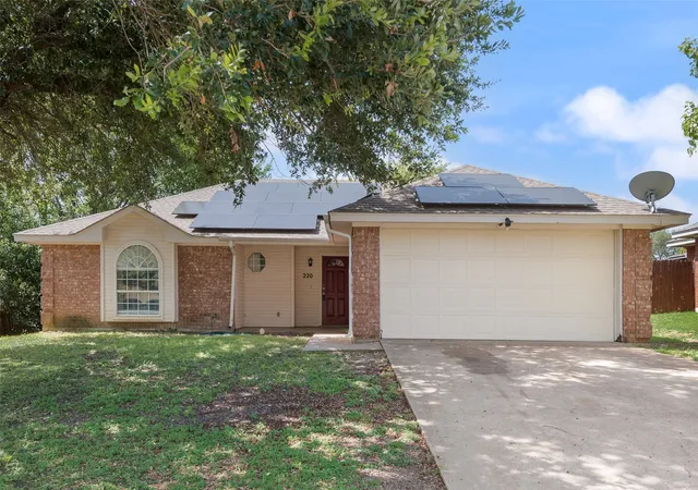 Homes for sale in Glenn Heights, TX | 220 Hollywood Dr, Glenn Heights, TX 75154 | MLS# 21317391