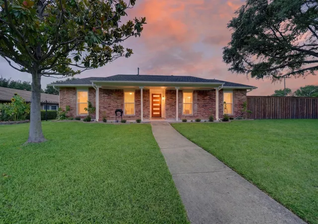 Photo 1 of Sale Pending at 4333 Woodbluff Dr, Mesquite, TX 75150 | MLS# 21317428 | Listing updated on 2026-08-22