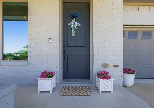 Photo 3 of Single family home for sale at 14017 Green Hook Rd, Aledo, TX 76008 | MLS# 21317430 | Listing updated on 2026-08-23