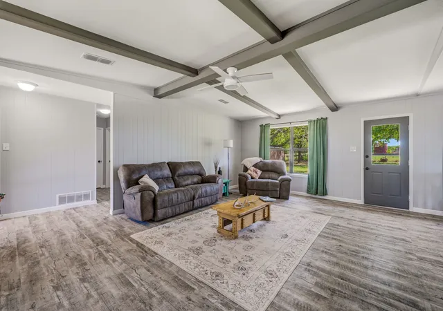 Photo 3 of Single family home for sale at 1331 Medlan Chapel Rd, Graham, TX 76450 | MLS# 21311955 | Listing updated on 2026-08-22