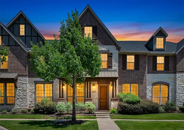 Photo 1 of Townhouse for sale at 4666 Dozier Rd #B, Carrollton, TX 75010 | MLS# 21315746 | Listing updated on 2026-08-07