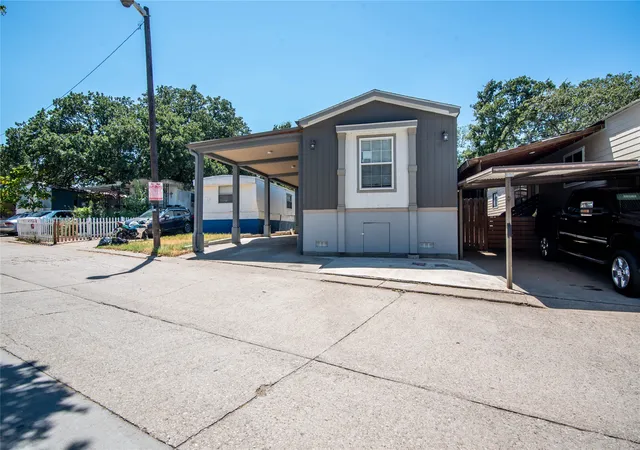 Photo 2 of Manufactured home for sale at 3214 La Sombra #57, Grand Prairie, TX 75050 | MLS# 21317291 | Listing updated on 2026-09-06