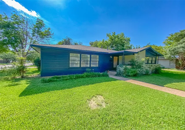 Homes for sale in Abilene, TX | 1201 Albany St, Abilene, TX 79605 | MLS# 21317323