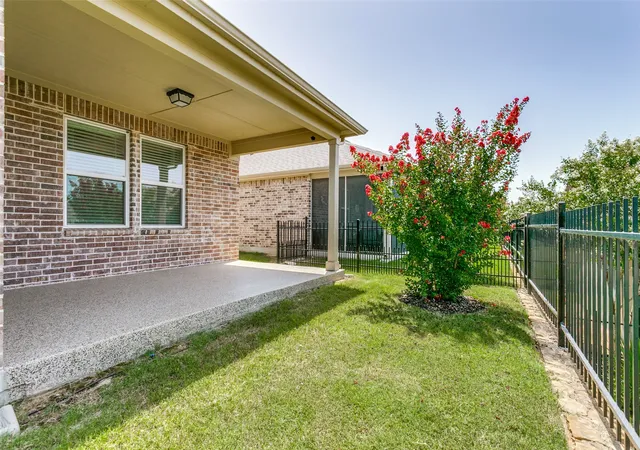 Homes for sale in Little Elm, TX | 1273 Eagle Ln, Little Elm, TX 76227 | MLS# 21312748