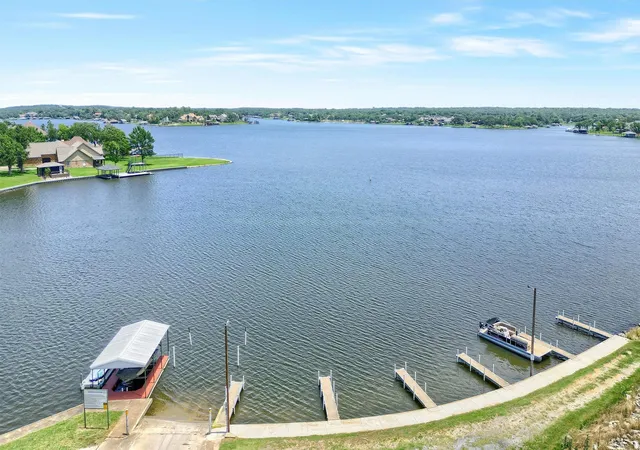 Homes for sale in Lake Kiowa, TX | 117 Kiowa Dr S, Lake Kiowa, TX 76240 | MLS# 21317441