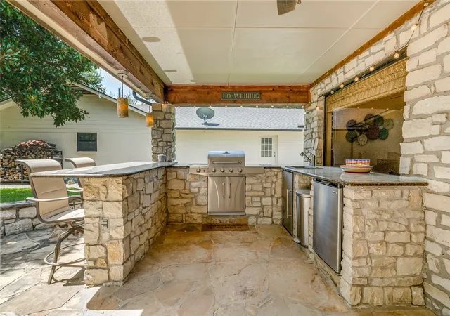 Homes for sale in Granbury, TX | 4200 Bar Harbor Ct, Granbury, TX 76049 | MLS# 21317535