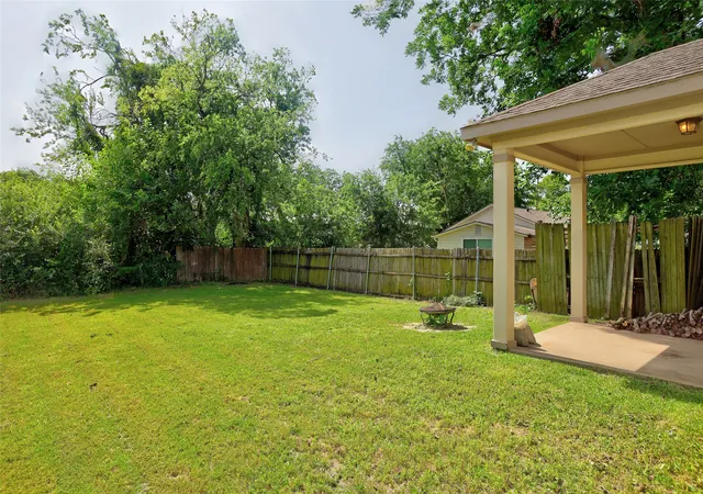 23rd image of 751 N Sherman Ave, Van Alstyne, TX 75495 | MLS# 21316294