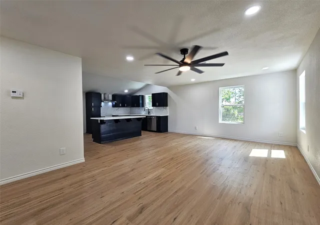 Photo 3 of Sale Pending at 403 N Archer St, Groesbeck, TX 76642 | MLS# 21301634 | Listing updated on 2026-07-17